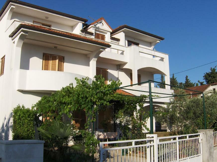 Seaside Apartment Biograd Na Moru Exterior photo